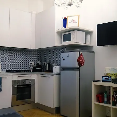 Apartament Music House - Metro M4 - Linate - Citta Studi *